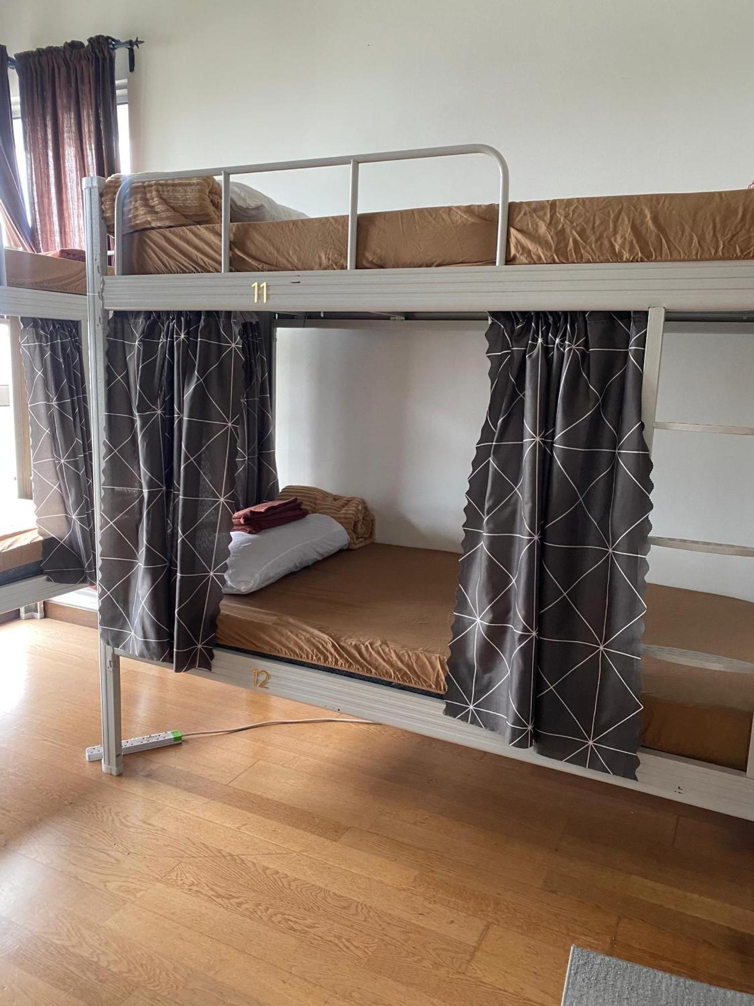Regalia Exclusive Hostel Куала Лумпур Екстериор снимка